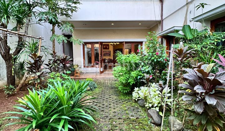 Rumah Menteng Area Dekat Jalan Cendana Jakarta Pusat