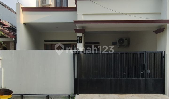 Rumah Secondary Dalam Komplek Di Pondok Bambu Duren Sawit Jakarta