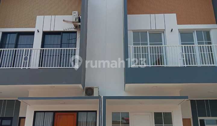 Rumah Siap Huni Lokasi Strategis Dekat Lrt Cikunir 1 Jatibening Rumah Siap Huni Lokasi Strategis Dekat Lrt Cikunir 1 Jatibening