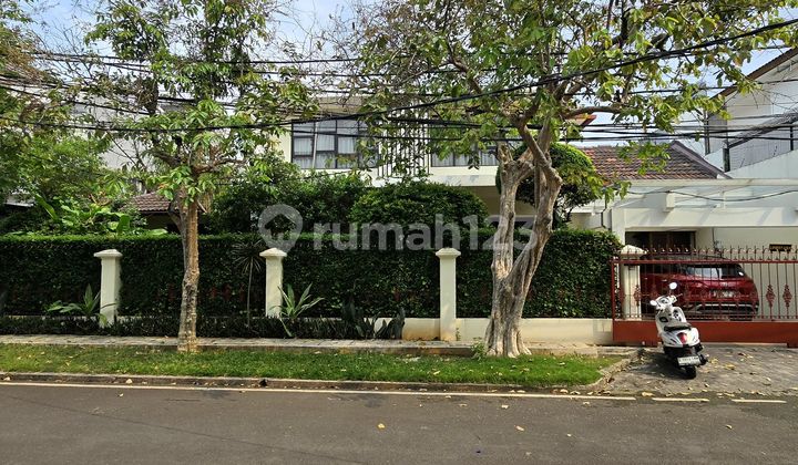 Dijual Tanah Bonus Rumah di Komplek Kayu Putih Jakarta