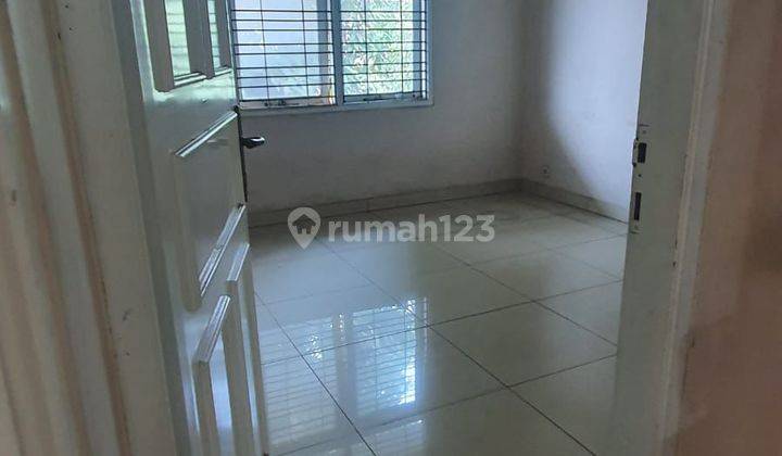 Rumah Bagus Minimalis Modern 2 Lantai Siap Huni di Taman Holis Indah Thi Bandung 2