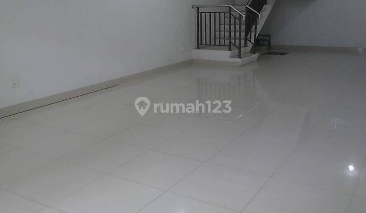 Dijual Ruko Holis Regency Ada Partisi Untuk Kantor di Lantai Atas 1