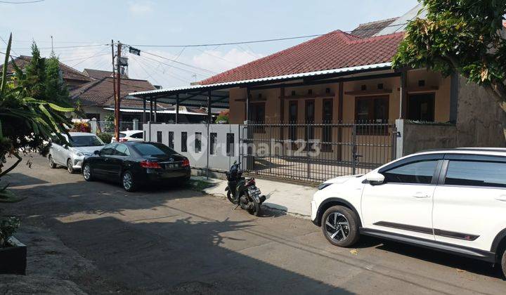 Dijual Rumah Hoek Gempol Asri Bandung Terawat 1 Lantai 1