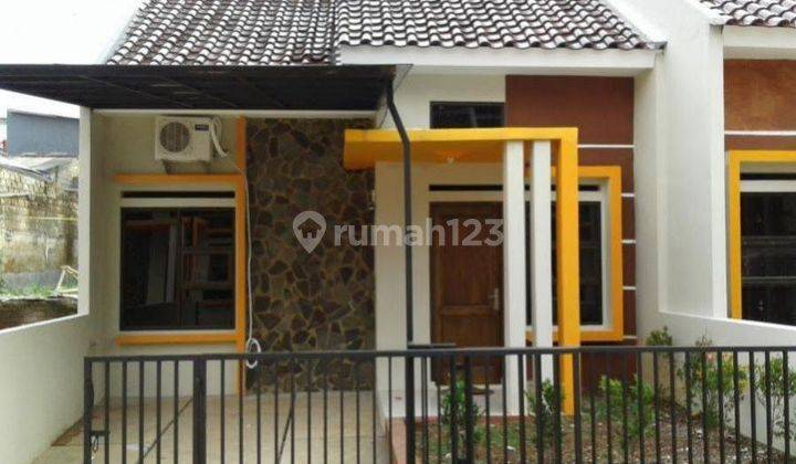 Rumah dengan harga minimalis, strategis dan bebas banjir 1