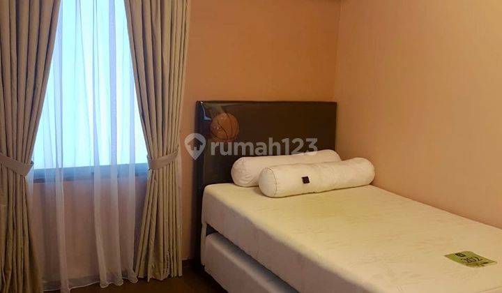  Apartemen Verde 2 Kamar Tidur Furnished Bagus 2