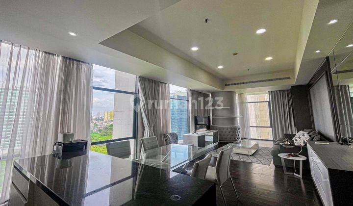  Apartemen Verde 3 Kamar Tidur Furnished Bagus 2