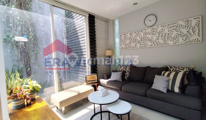 Modern Minimalist House in a Housing Estate in Blimbing, near Bina Bangsa School, Malang City. 2