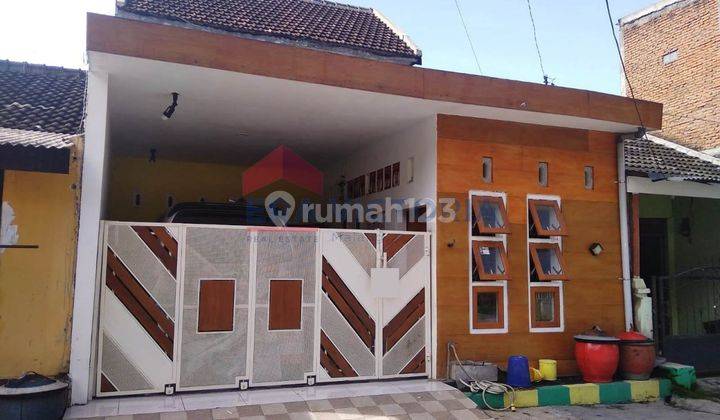 Rumah Cantik Dan Bagus Dalam Kondisi Terawat, Terletak di Lokasi Yang Strategis, Dekat Dengan Kampus Terbuka Ut , Dan Perkantoran Terpadu 1