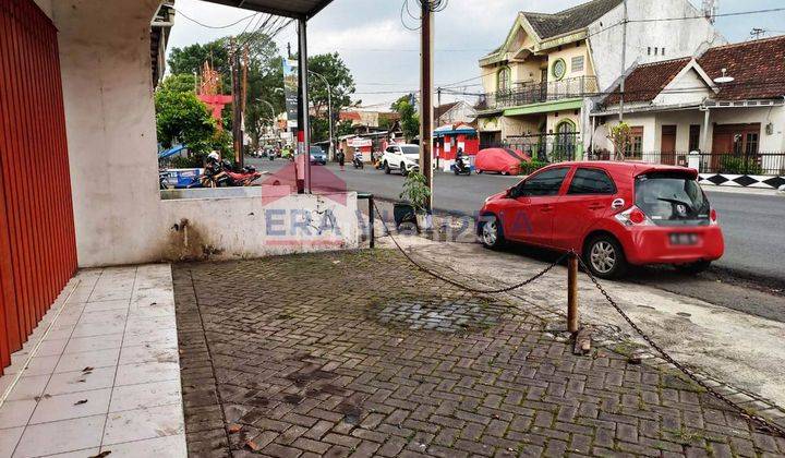 DISEWAKAN RUKO LUAS di pinggir jalan poros Blimbing Malang, cocok untuk dipergunakan sebagai berbagai macam bisnis seperti minimarket, butik, showroom mobil dll 1