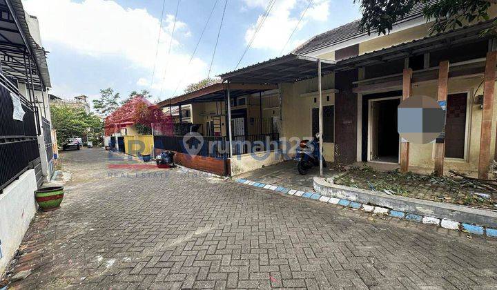 DIJUAL RUMAH Bagus di daerah Tunggulwulung dan dekat dengan beberapa kampus UB, UMM, memiliki akses mudah ke arah pusat Kota Malang 2