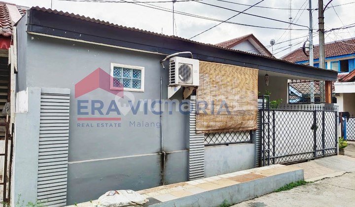 Rumah Jual di daerah Bekasi Barat, lokasi strategis, bebas banjir, selangkah menuju stasiun KA Cakung Bekasi 2