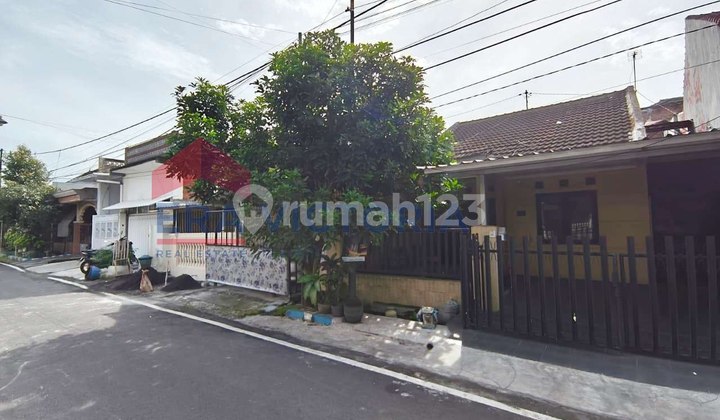 House for Sale Ready to Live in Highly Potential Location for Family Residence or Rental Investment Malang City 2