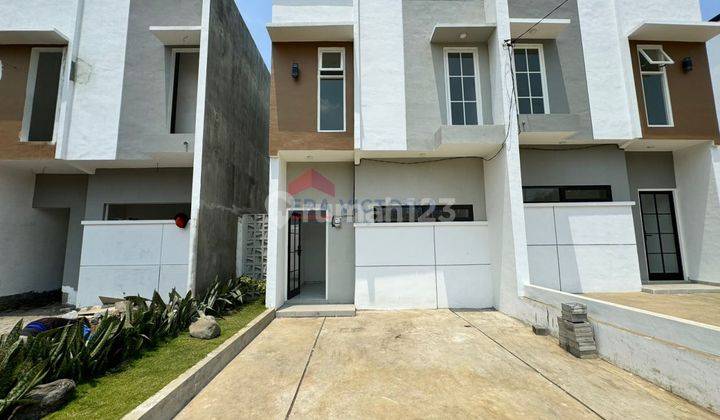 Dijual Rumah Primary Modern Scandinavian Tipe Sky Light di Skyland Sekarpuro, Berada di Lokasi Yang Strategis Dan Dekat Dengan Tol Malang Kota 1