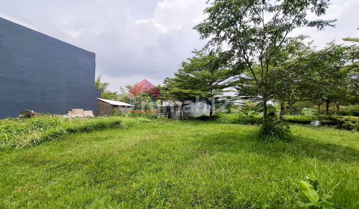 Ready-to-build plot of land in Araya, near Binus Campus, quick access to ABD Saleh Airport, Malang City. Ready-to-build plot of land in Araya, near Binus Campus, quick access to ABD Saleh Airport, Malang City.
