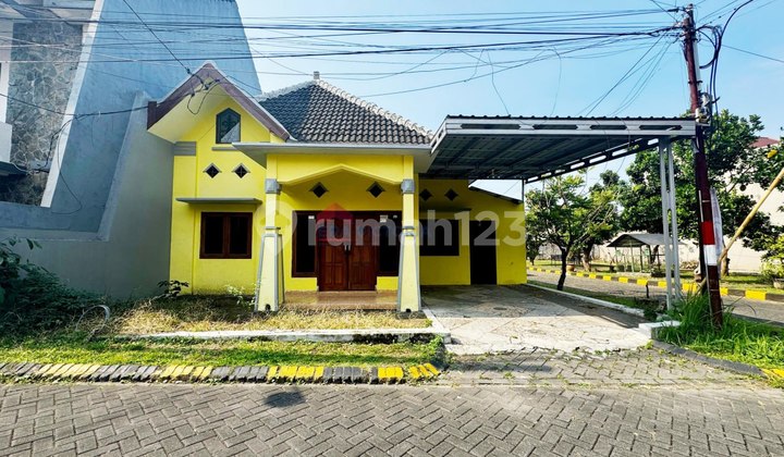 Rumah siap huni lingkungan Nyaman lokasi strategis, dekat UB (Unibraw), Polinema, Asia, RSUB, Pusat Kuliner dan bisnis Soekarno Hatta, Suhat Kota Malang