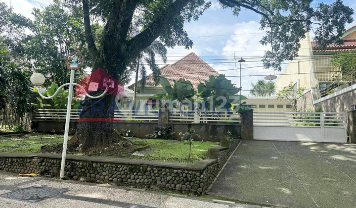 Rumah Vintage Strategis dekat UMM 1 cocok berbagai macam bisnis/usaha Kota Malang