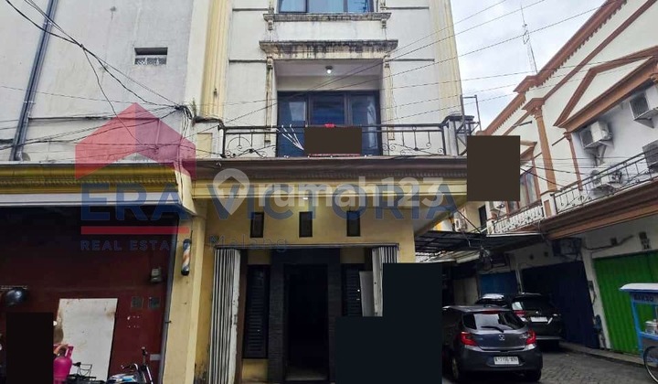 Ruko siap pakai di lokasi strategis dengan kawasan ramai, dekat Universitas Brawijaya, Polinema, lingkungan bisnis dan perkantoran Kota Malang Ruko siap pakai di lokasi strategis dengan kawasan ramai, dekat Universitas Brawijaya, Polinema, lingkungan bisnis dan perkantoran Kota Malang