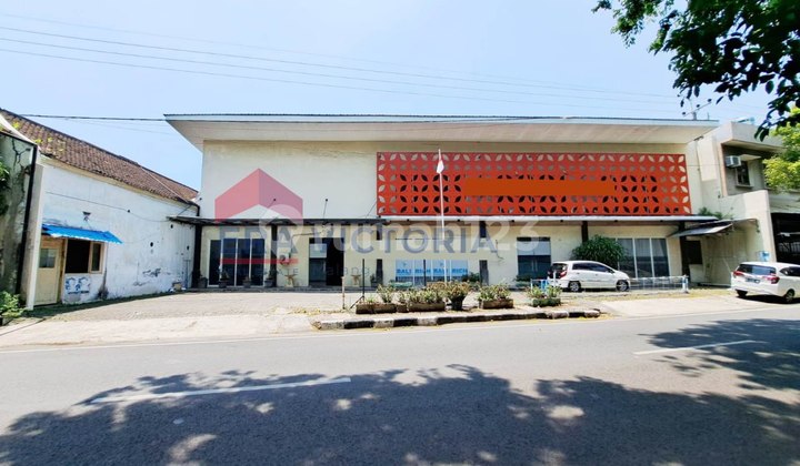 Hotel Full Furnish di tengah Kota Tuban, Lokasi Strategis Dekat Swalayan Samudra, Monumen Adpada Pancasila, Objek Wisata Alam Abirama Hotel Full Furnish di tengah Kota Tuban, Lokasi Strategis Dekat Swalayan Samudra, Monumen Adpada Pancasila, Objek Wisata Alam Abirama