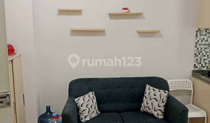 Disewakan 2 Kamar Semi Furnish Apartemen Green Bay Puit