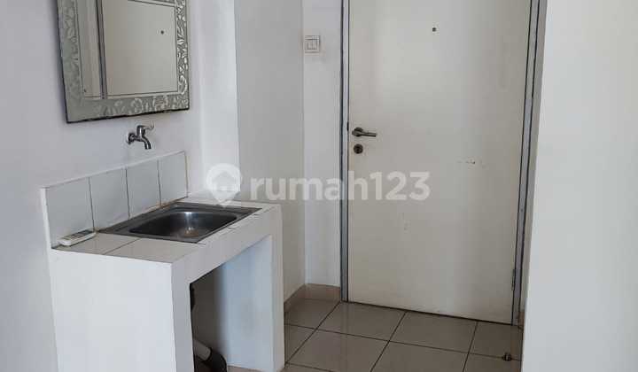 For Rent Semi Furnished Studio Apartment Green Bay Pluit 2