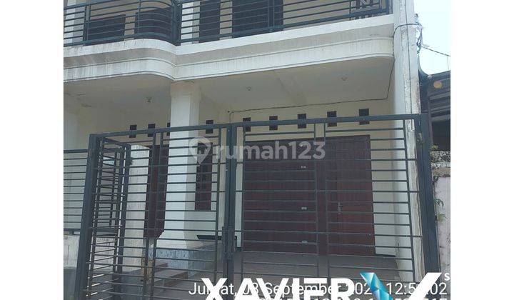 Rumah 3 lantai di ARAYA 1