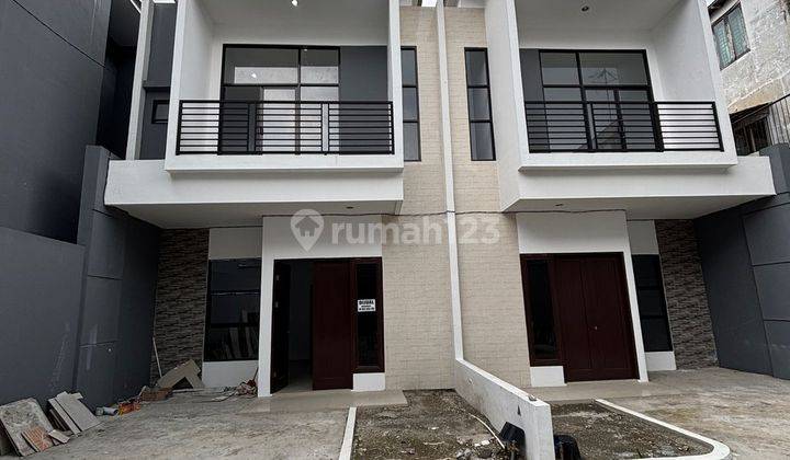 Rumah Baru 2lantai Ready Cantik Hunian Cluster Lokasi Pd.bulan Setiabudi Rumah di Jl. Sembada X, Padang Bulan Selayang II, Kec. Medan Selayang, Kota Medan, Sumatera Utara, Medan Selayang 2
