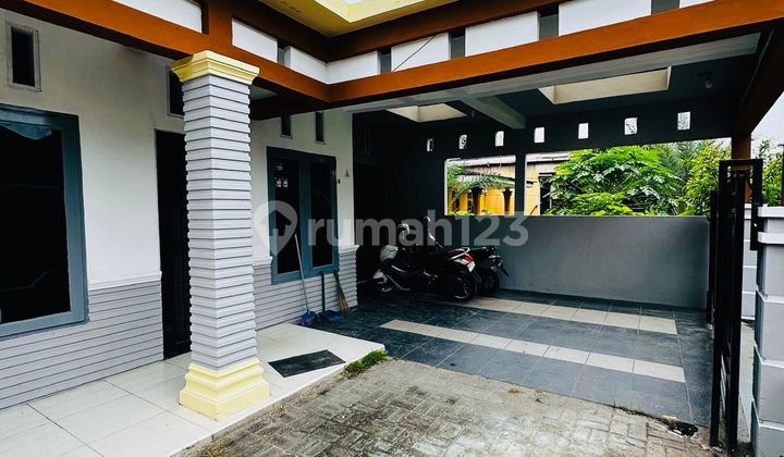 For Sale: Fully Furnished Boarding House in Good, Well-Maintained Condition, Location Near Umsu