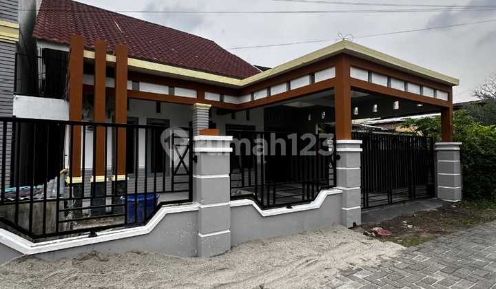 For Sale: Fully Furnished Boarding House in Good, Well-Maintained Condition, Location Near Umsu