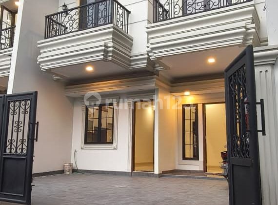 Rumah Luxury Lebar 7 Di Duren Sawit Jakarta Timur