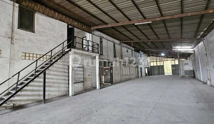 Gudang Siap Pakai Dekat Jakarta Industrial Estate Pulo Gadung