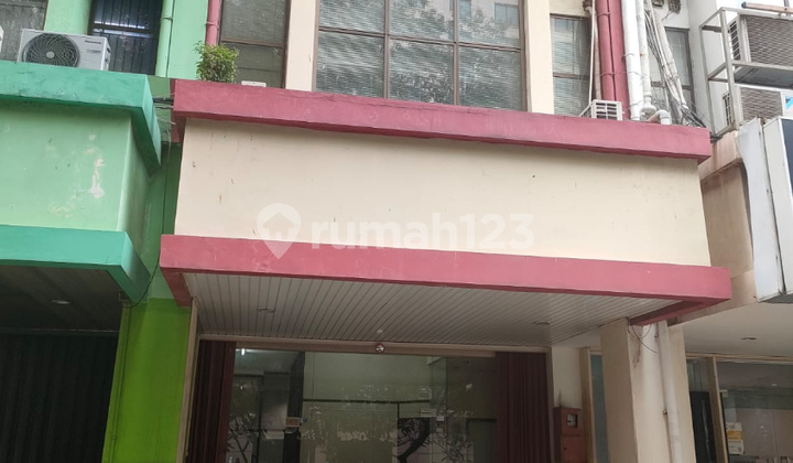 4-Storey Shop House Flood-Free in Gambir, Central Jakarta