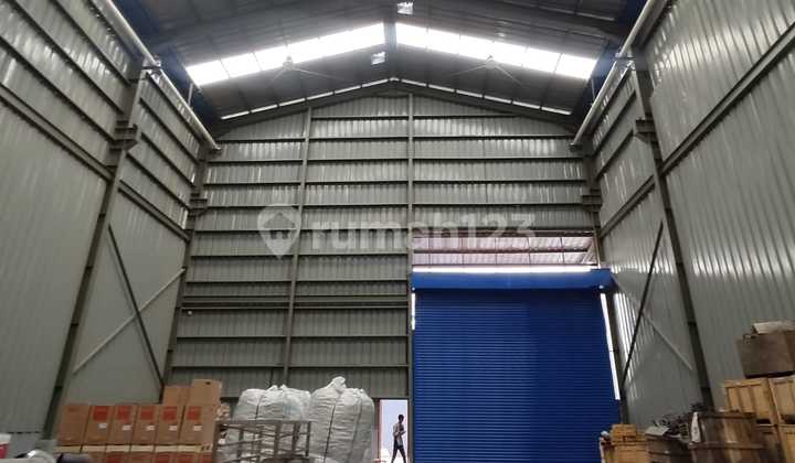 Gudang cocok untuk Workshop di Kota Harapan Indah Bekasi 