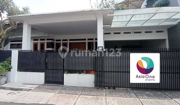 Rumah Dekat Mall Di Dalam Komplek Pertamina Rawamangun