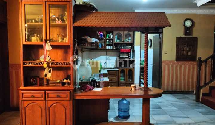 Rumah Hook di Komplek Taman Berdikari Sentoso Pulo Gadung 2