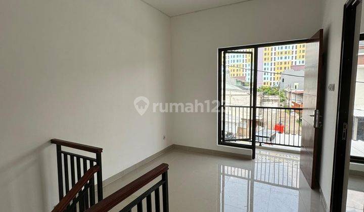 Unit Laris Manis ,rumah Baru 2 Lantai di Jakarta Harga 1 Lantai ,5 Menit Ke Jgc, Jakarta Utara, 2