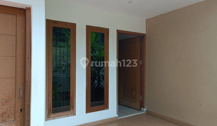 Dijual Rumah 2 Lantai di Harapan Indah 1, Bekasi 2