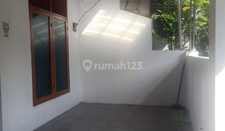 Rumah Dijual Cepat Hadap Utara di Harapan Indah Bekasi 2