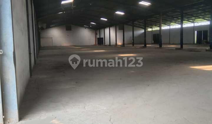 Ready-to-Use Warehouse with 40-Foot Container Access in Bitung Tangerang Ready-to-Use Warehouse with 40-Foot Container Access in Bitung Tangerang