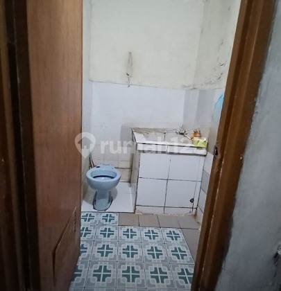 8 Meters Wide Flood-Free House in Klender, East Jakarta 2