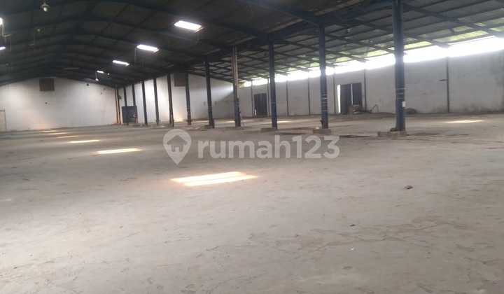 Ready-to-Use Warehouse with 40-Foot Container Access in Bitung Tangerang Ready-to-Use Warehouse with 40-Foot Container Access in Bitung Tangerang