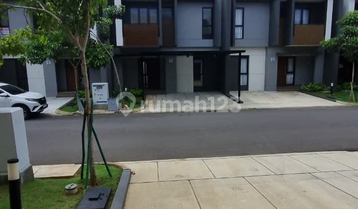 Rumah Baru 2 Lantai ,Cluster Terdepan Lebar 8, Summarecon Crown Gading, Bekasi Rumah Baru 2 Lantai ,Cluster Terdepan Lebar 8, Summarecon Crown Gading, Bekasi