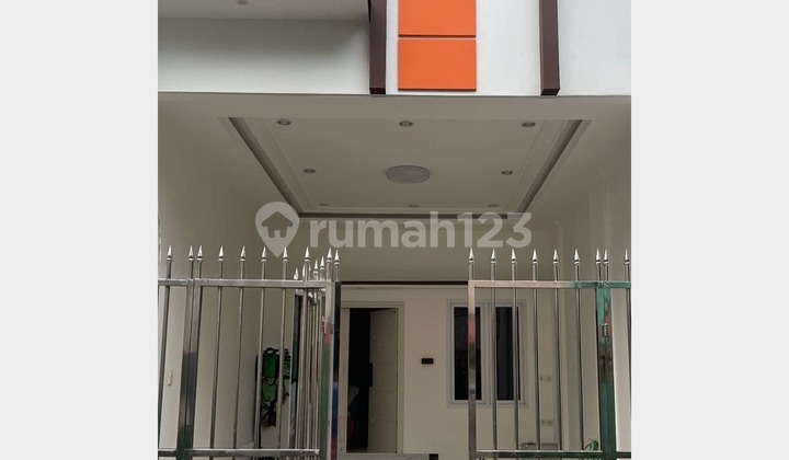Dijual Rumah 2 Lantai di Johar Baru, Jakarta Pusat Dijual Rumah 2 Lantai di Johar Baru, Jakarta Pusat