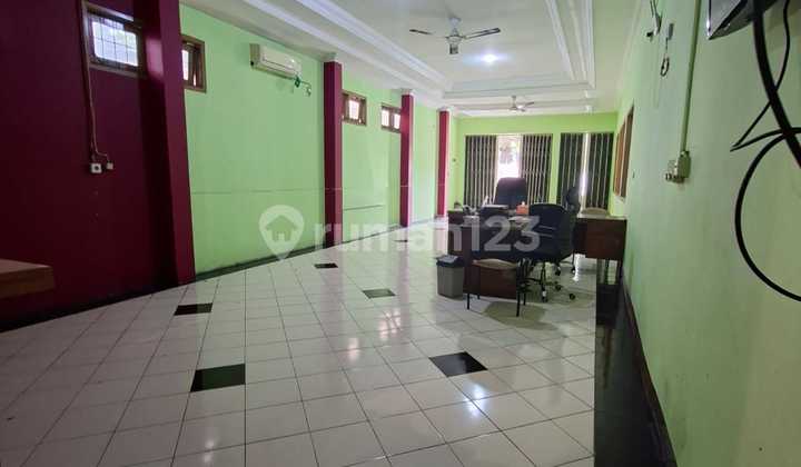 For Sale 3 Shophouse Units and 5 Boarding House Units in Penggilingan, East Jakarta 2