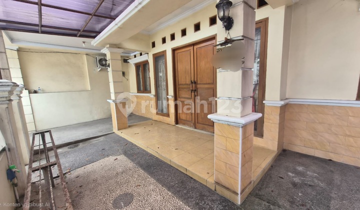 Dijual Cepat Rumah Hook Dekat Summarecon Mall Bekasi di Titian Kencana Bekasi 2