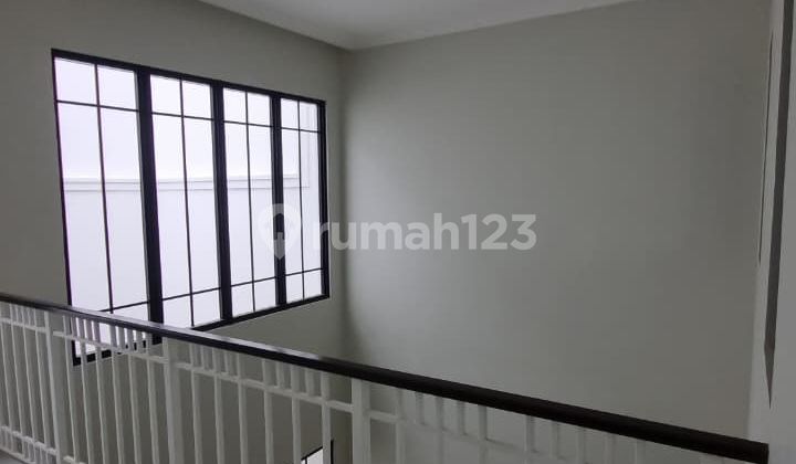 View Danau,, Rumah Baru 2 Lantai, Limited Edition, Summarecon Crown Gading , Bekasi 2