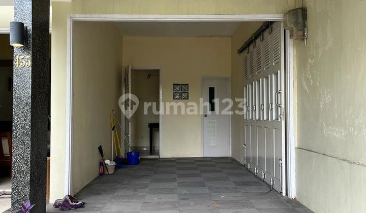 House Near Toll and Mall in Taman Galaxy, South Bekasi 2