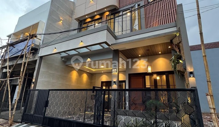 Nice Semi Furnished SHM House in Banjar, Pandeglang with full red brick construction. 2