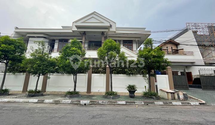 Rumah Nginden Intan Raya