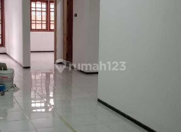 For Rent House in Kalijudan Madya For Rent House in Kalijudan Madya