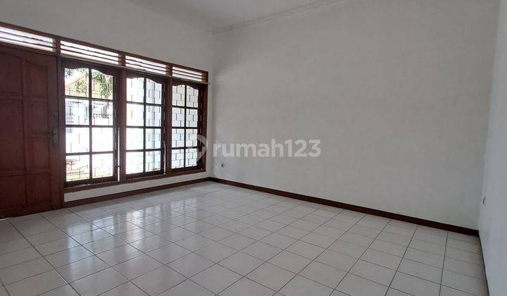 DISEWAKAN RUMAH SURABAYA BARAT JL. Darmo Permai Selatan
 2